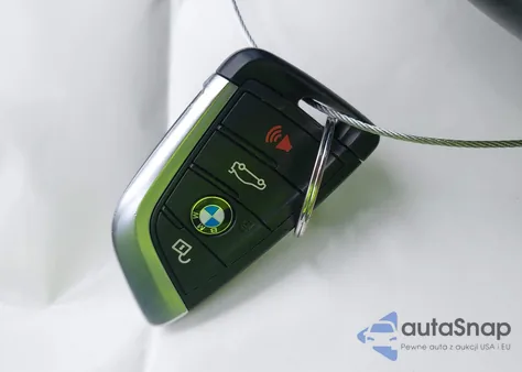 2018 BMW X1 xDrive28I from USA, damaged, VIN WBXHT3C31J5L29217